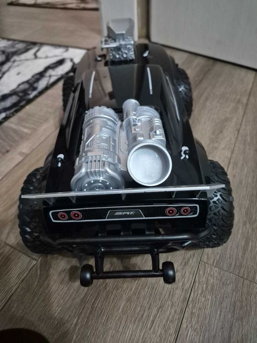 Кола с дистанционно