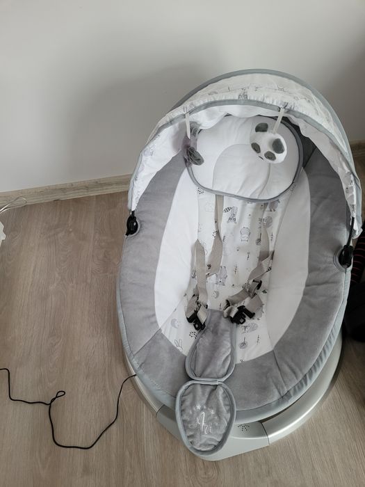 Vând balansoar bebeluși.