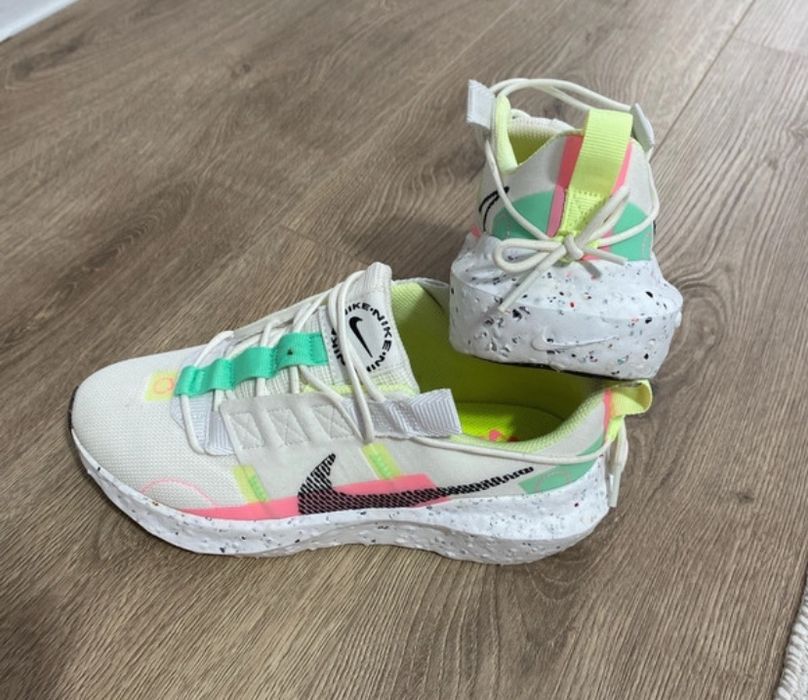 Adidasi Nike marimea 38,5 o singura purtare