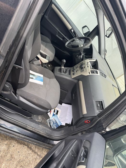 Dezmembrez opel zafira motor 1.7 diesel euro 5