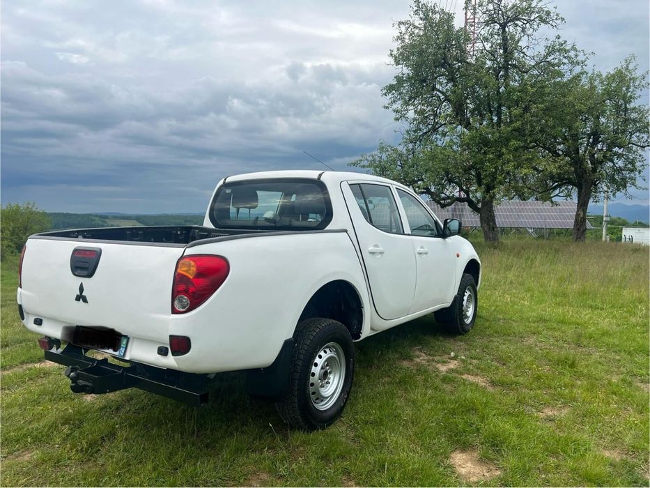 Mitsubishi  L200