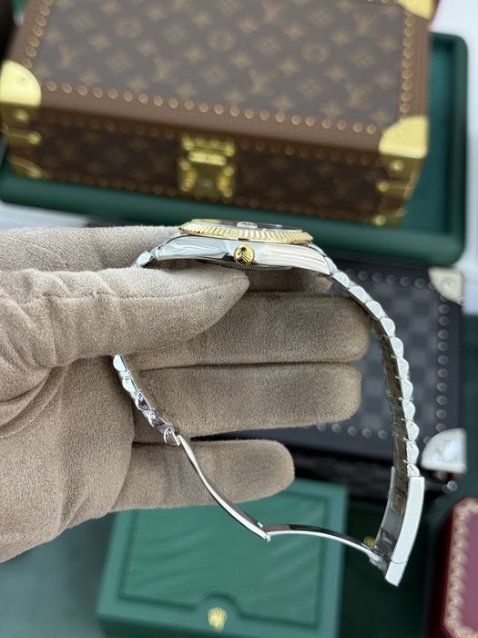 Rolex Date-Just 41 Champagne Dial