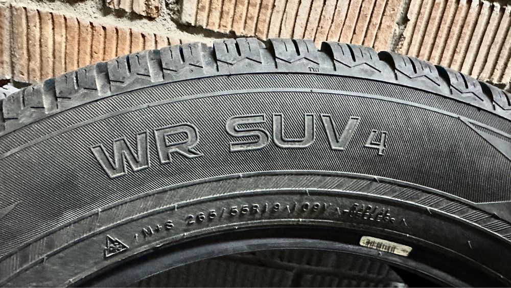Продам зимнюю резину 265/55R19 WR SUV 4 109V NOKIAN