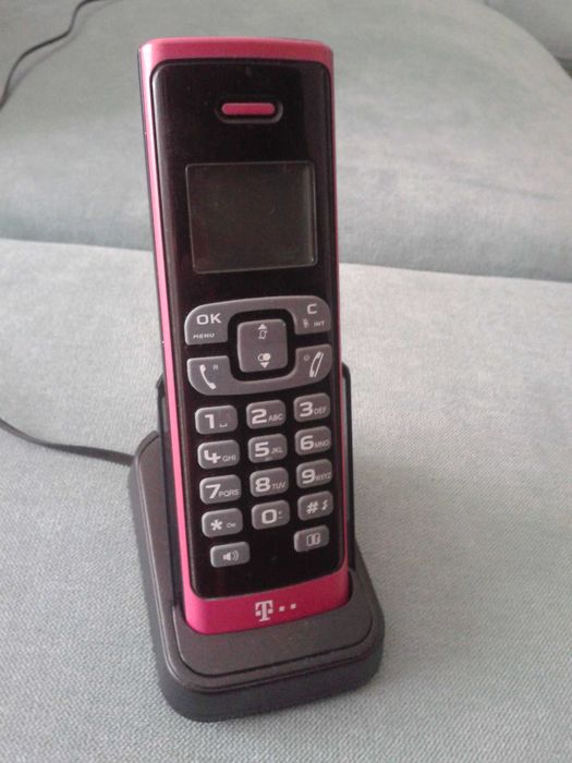 Telefon fix cordless nou, compatibil in retelele ORANGE, OROC, TELEKOM