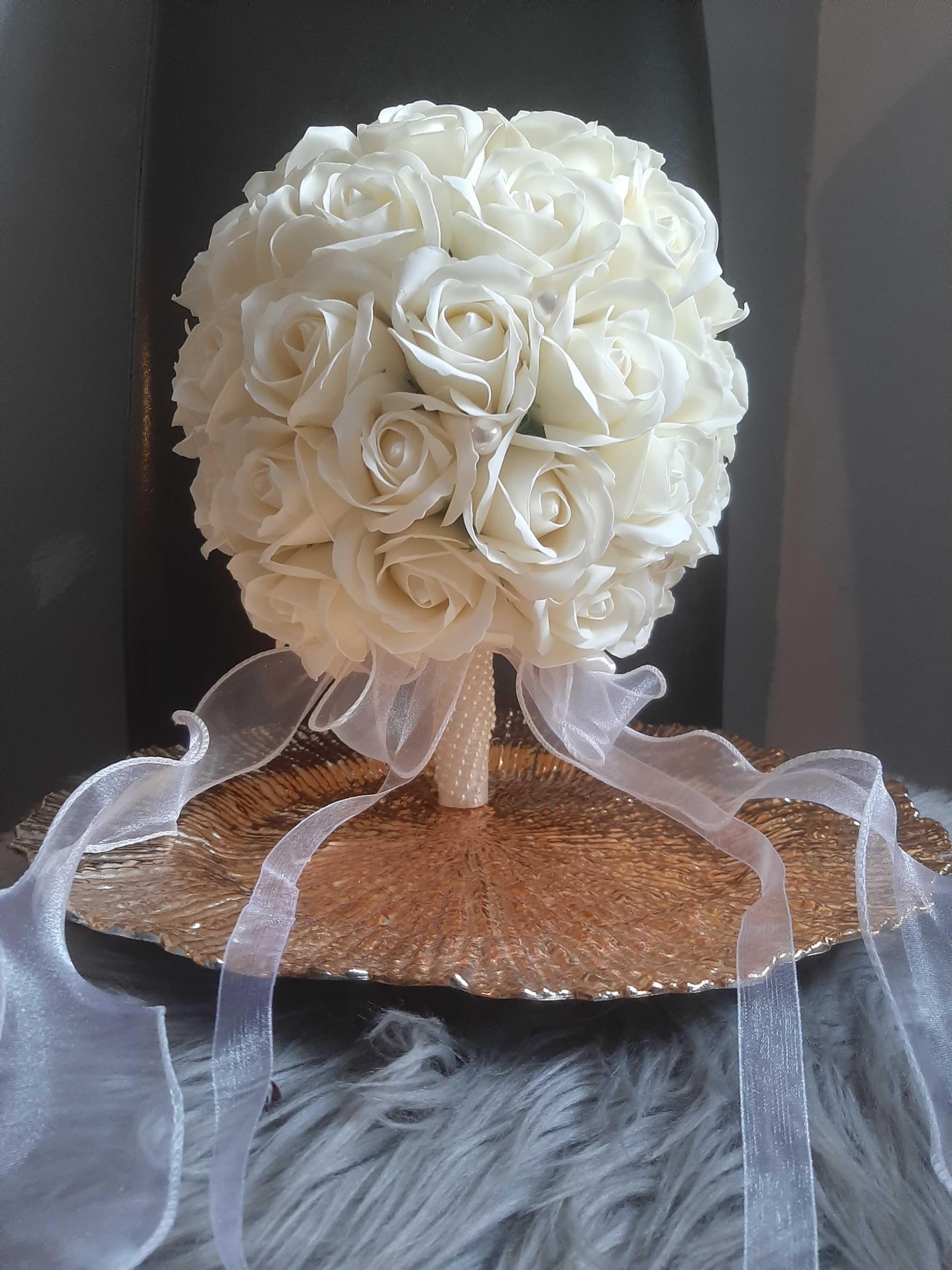 Buchet de mireasa din flori de sapun