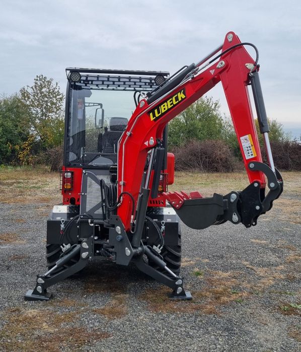 Buldoexcavator marca Lubeck model ALV 3.0 Garantie 2 ani NOU