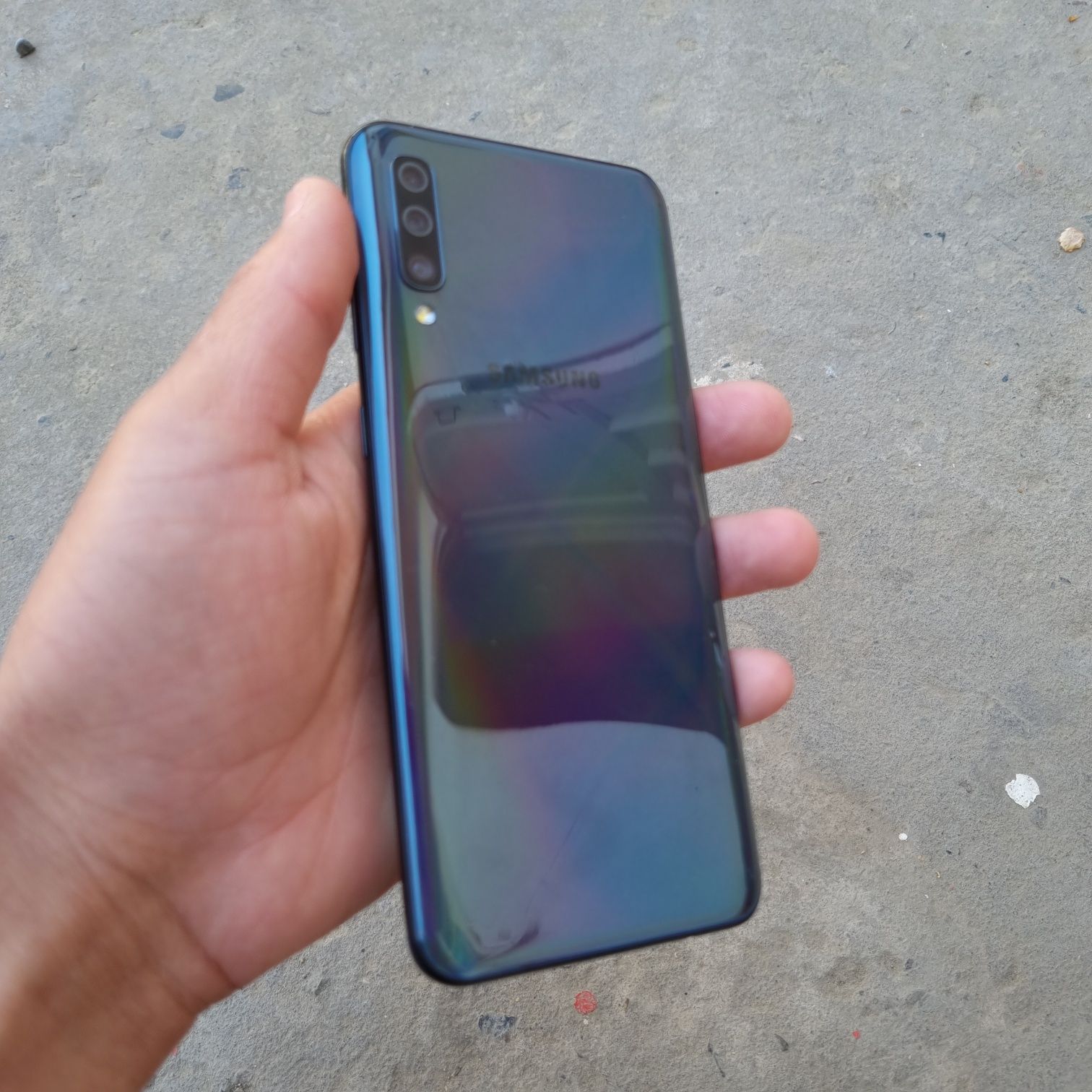 Samsung Galaxy A50 sotiladi