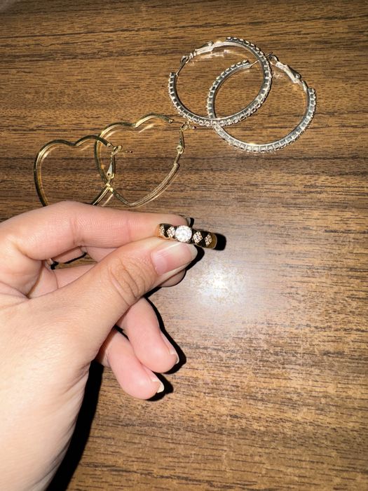 Продам бижутерию кольцо