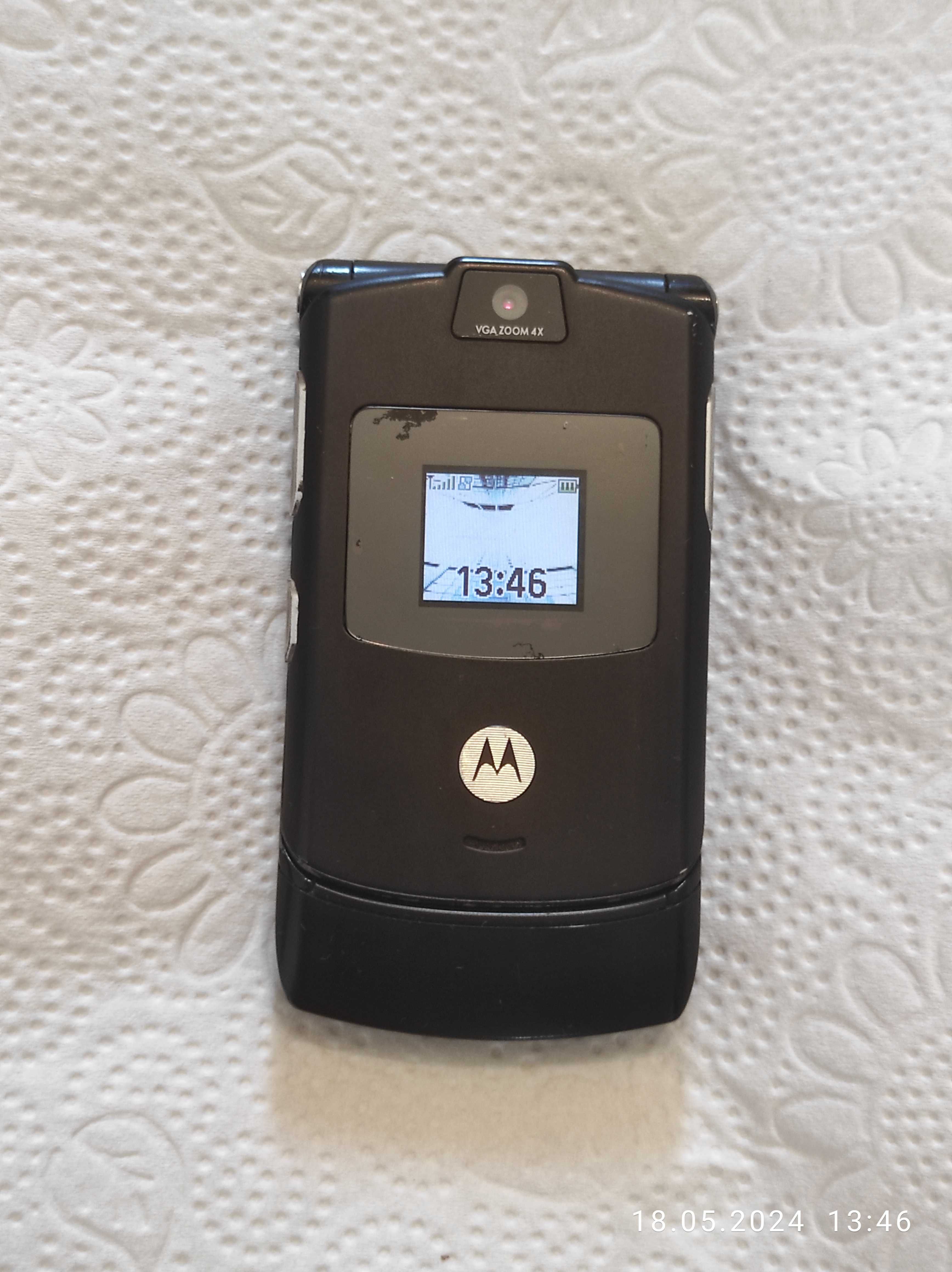 Motorola v3 Регестрация есть.