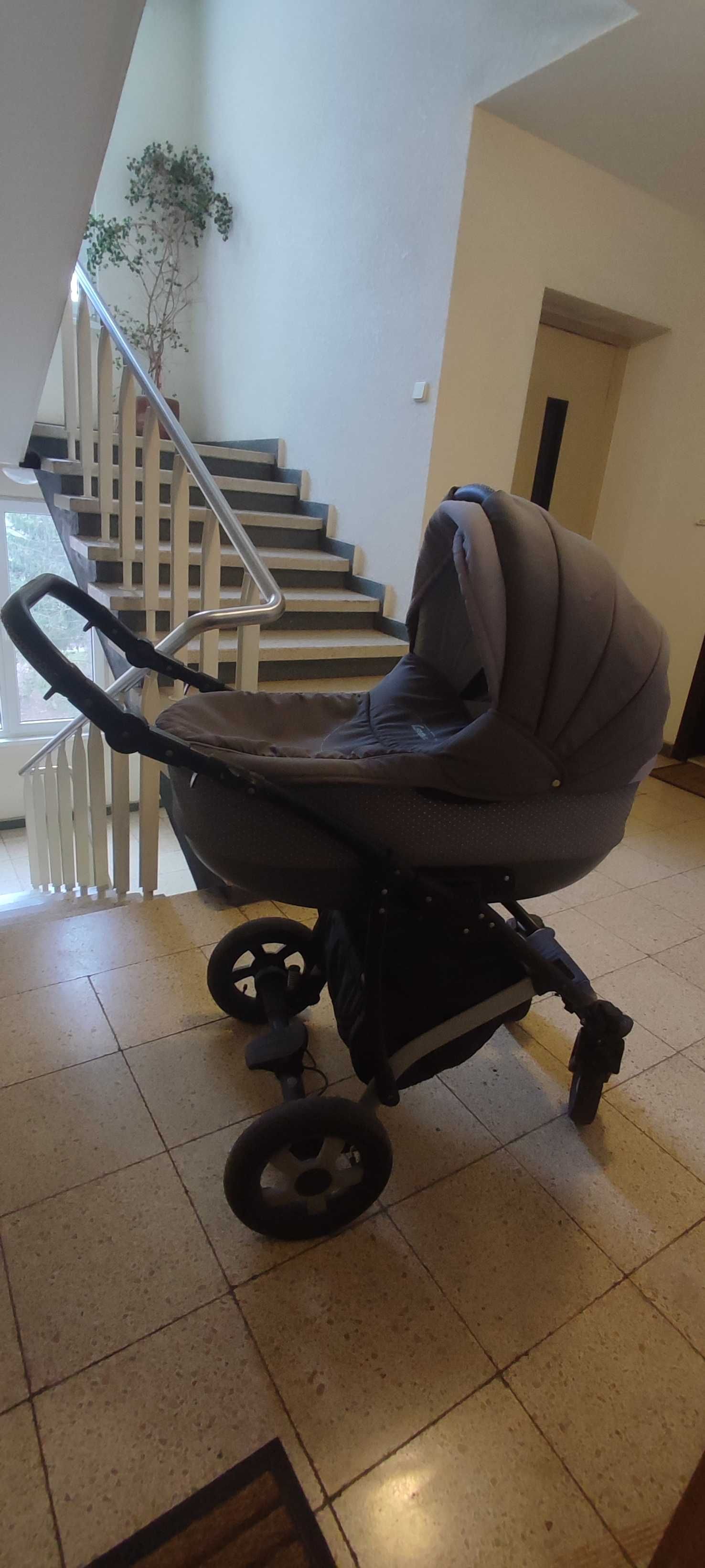 Бебешка/детска количка Карера Камарело