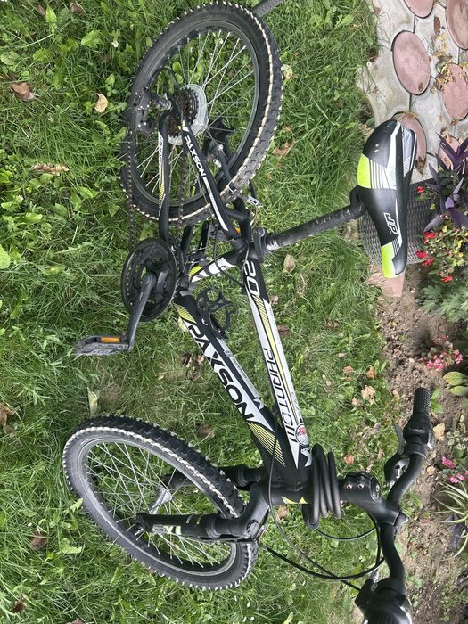 Bicicletă. mountain bike de competitie