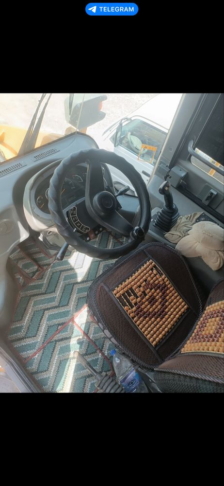 Pogruzchik sotiladi