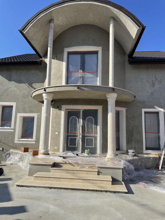 Constructii case cu predare la cheie si renovari