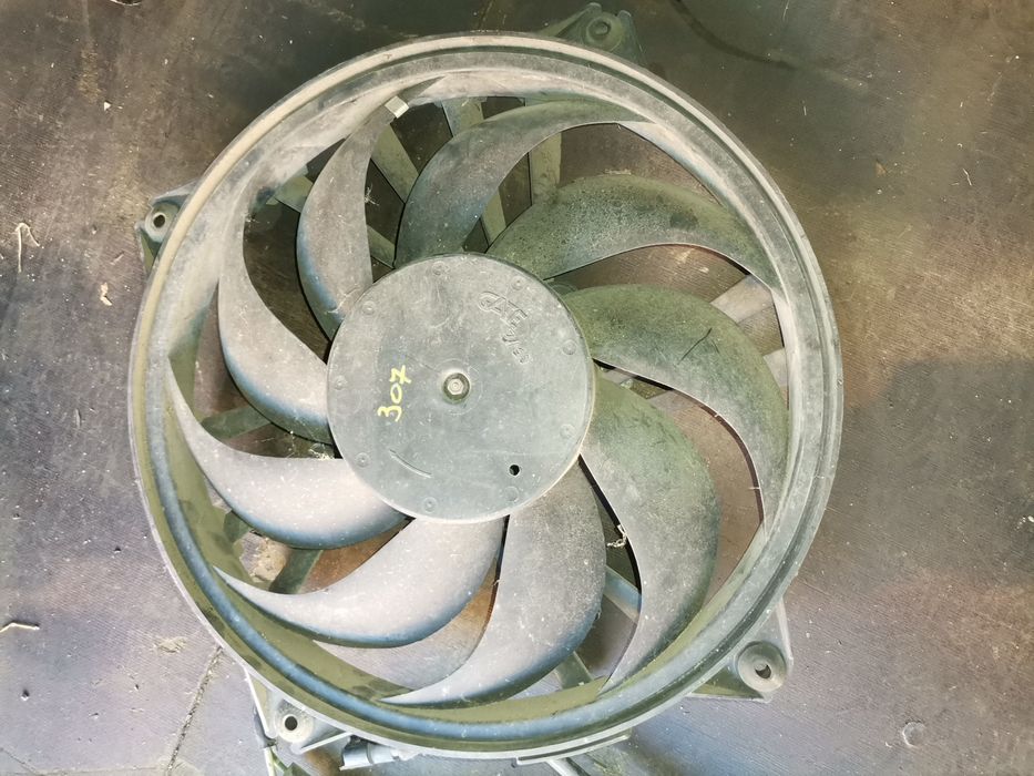 Перка за охлаждане на пежо 307