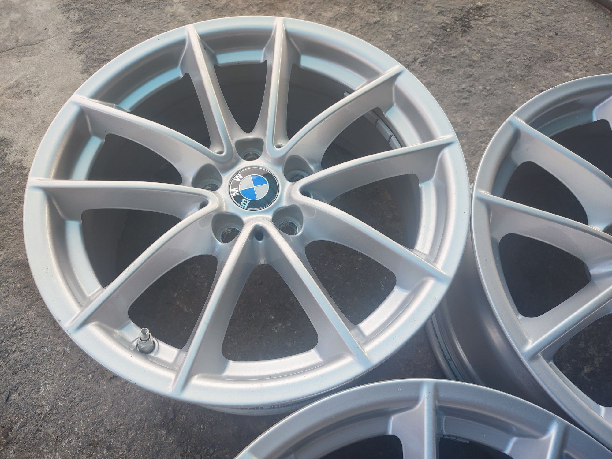 17" оригинални ал. джанти с датчици за Bmw G30,G11,G20...