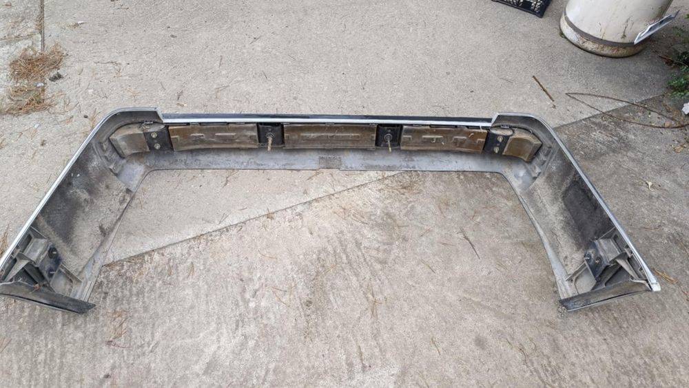 Задна броня W124 Mercedes комби