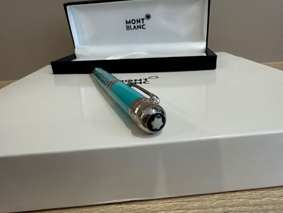 Stilou Mont blanc fountain pen 0.5 mm tickness