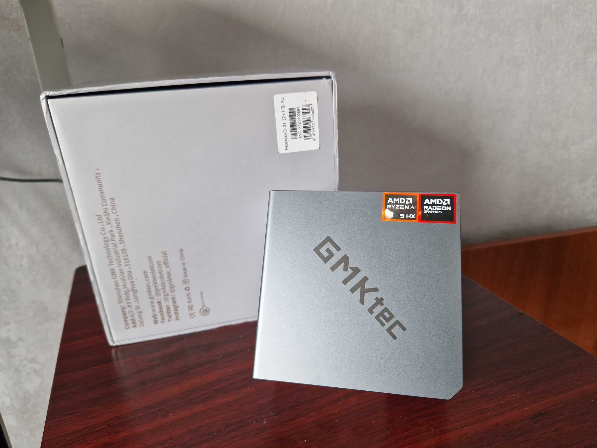 Игровой Mini PC GMKTec EVO-X1 Al 9 HX 370 | Radeon 890M | Oculink Port