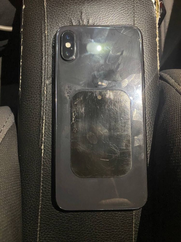 Iphone x 64g obmen bor