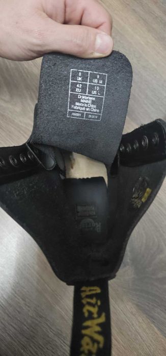 Dr Martens Maine 1490 10 hole exposed metal cap toe boots