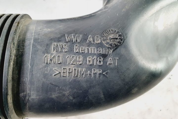 Tub conducta aer 2.0 tdi BMP BMM 1k0129618at Audi A3 8P seria