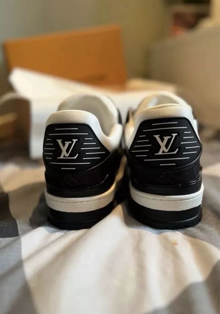 Trainer| Louis Vuitton| LV Adidasi Black &White