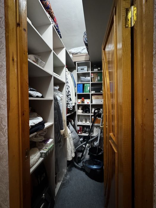 Юнусабад 14 3/1/5  78 квадратов с мебелью техникой можно в ипотеку