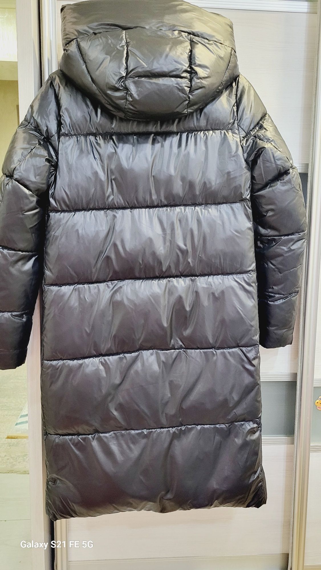 Продам женскую зимнюю куртку