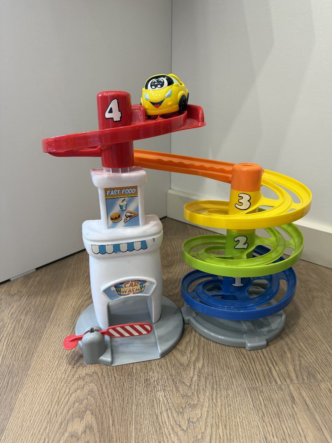 Продаю игрушку автотрек
