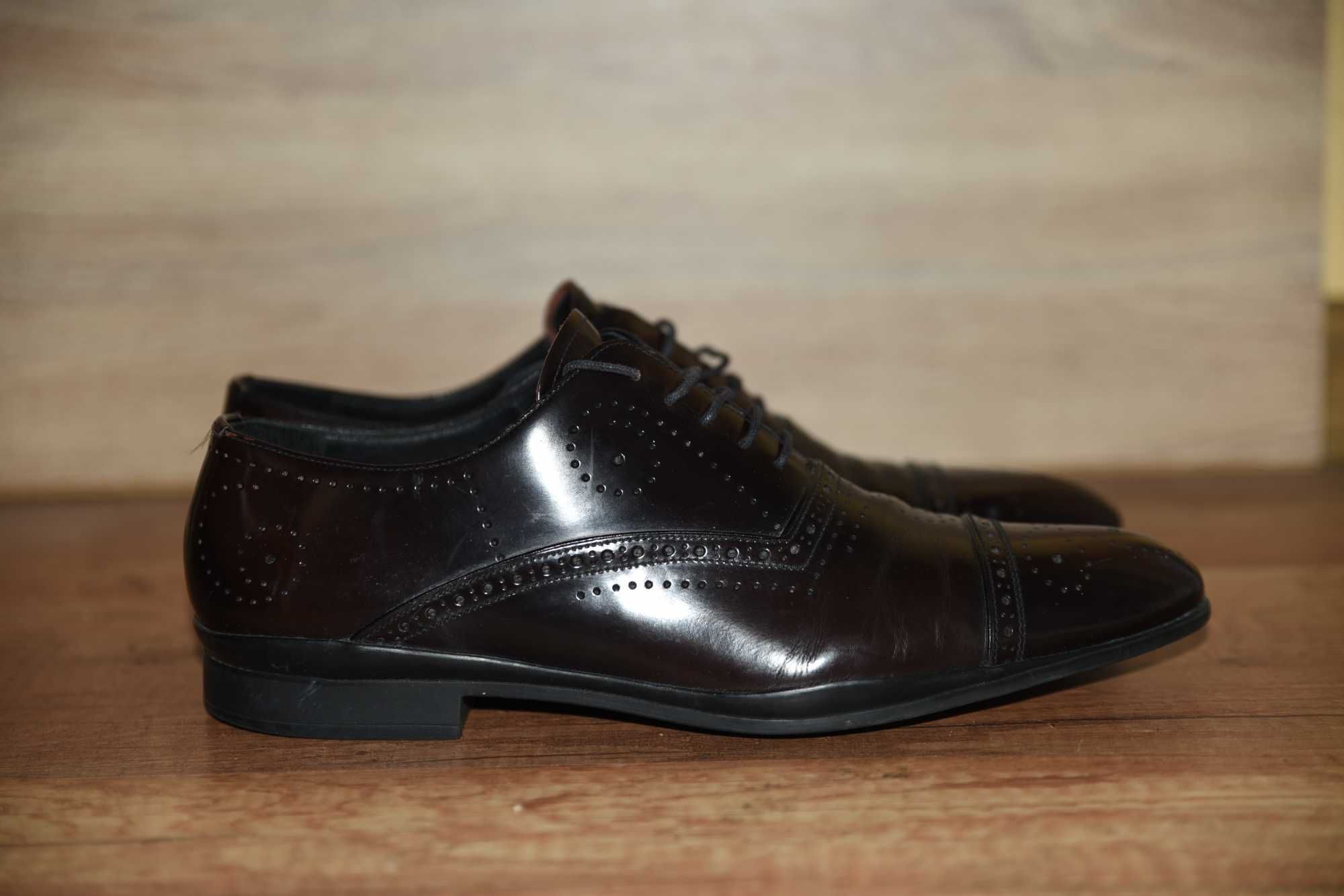 PRADA оригинални мъжки официални кожени обувки Made in Italy