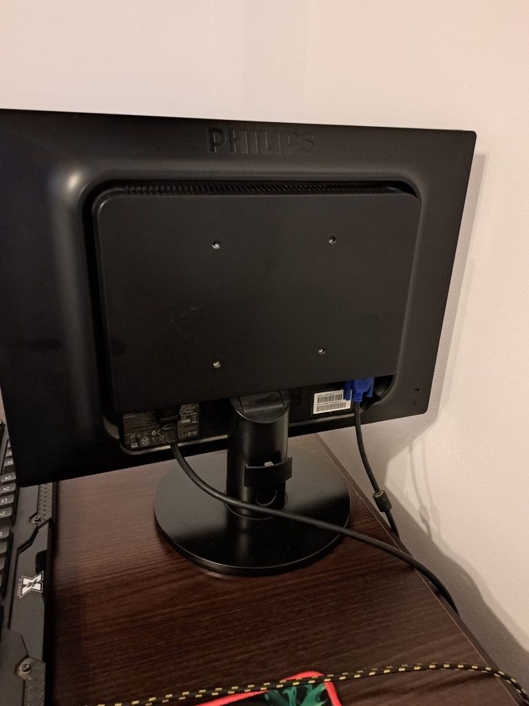 Vând monitor Philips 24' 60hz ocazie