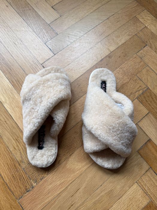 Musette Papuci din pluș