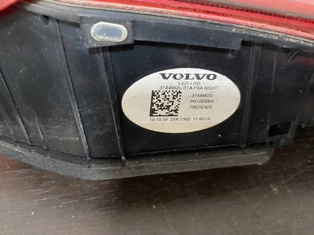 Stop dreapta led pe haion Volvo XC60 an 2017-2020