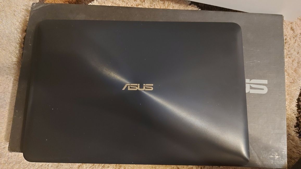 Laptop Asus 15 inch