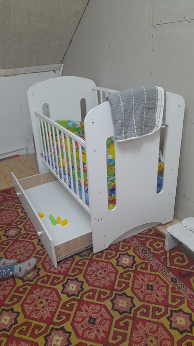 Продам детскую коечку