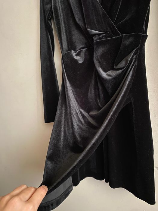 Велвет рокля Zara