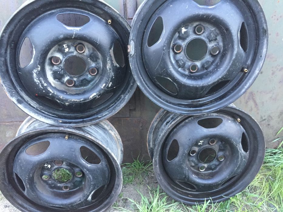 Продам железные диски на Фольксваген Джетта