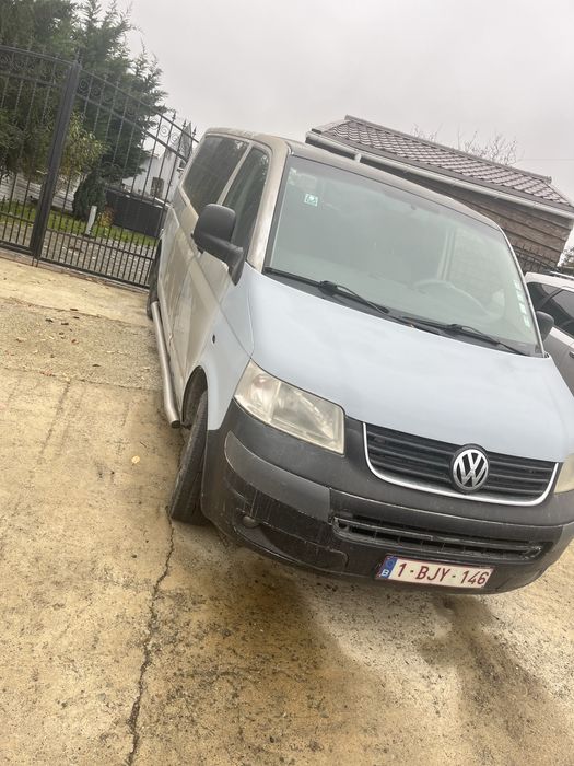 Vand VW T5 2.0 TDI - 2850 €
