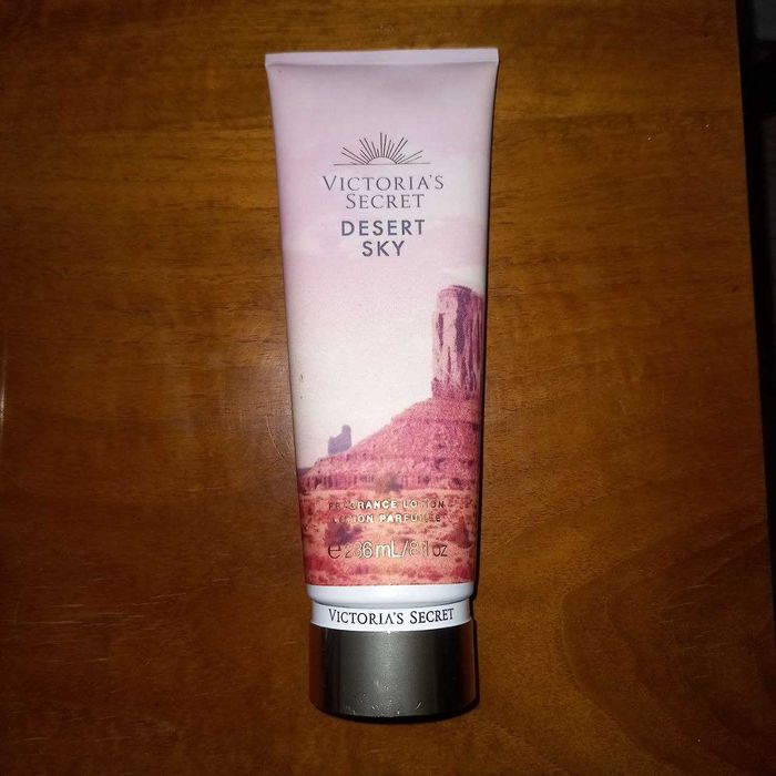 Продам парфюмированный крем для тела VICTORIA`S  SECRET