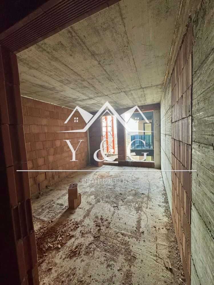 Продава се Едностаен апартамент в Пловдив, Христо Смирненски - 38 кв.м за 1413 €/кв.м - Снимка #1