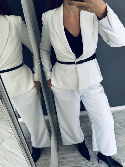 Костим S размер