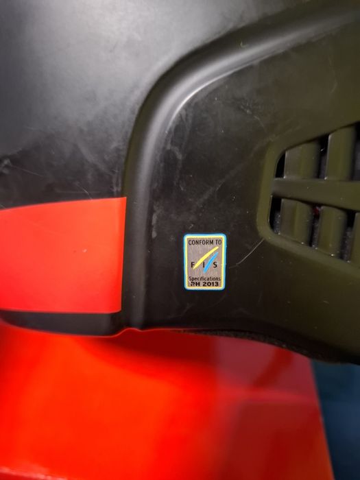 Ски каска Rossignol Imapcts