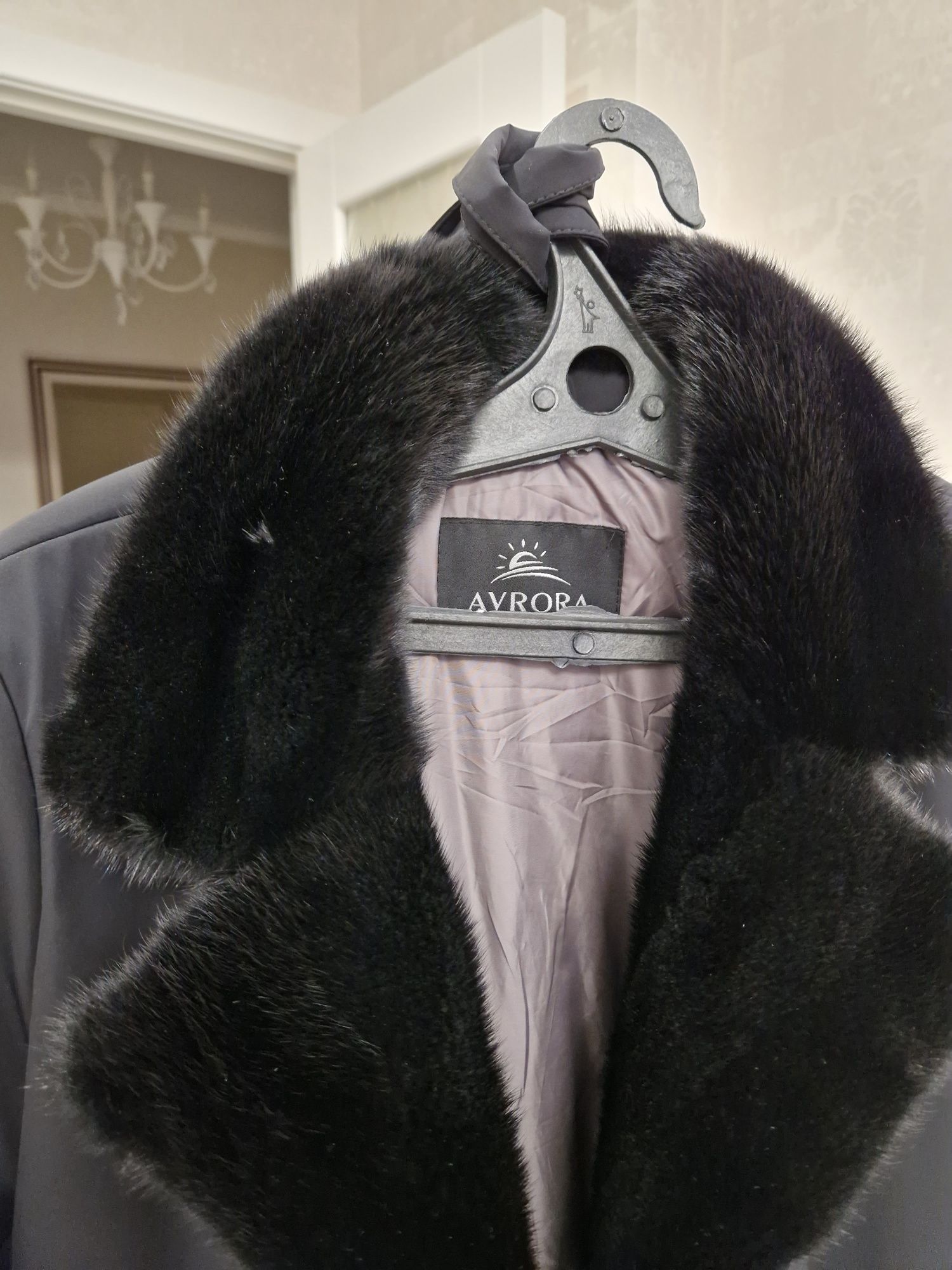 Продам польто зимняя
