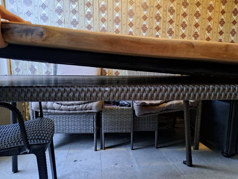 Маса , Плотове от масив Орех