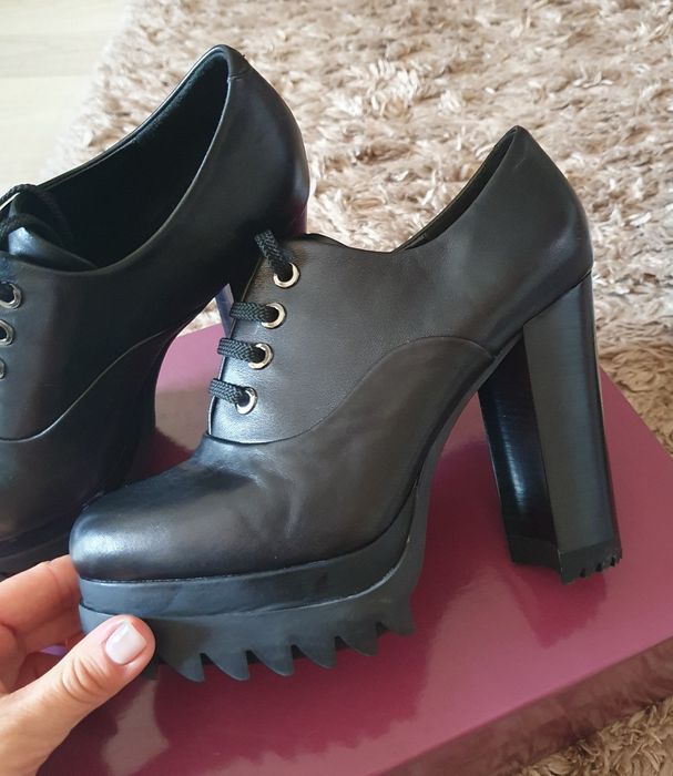 Vand botine, marime 37