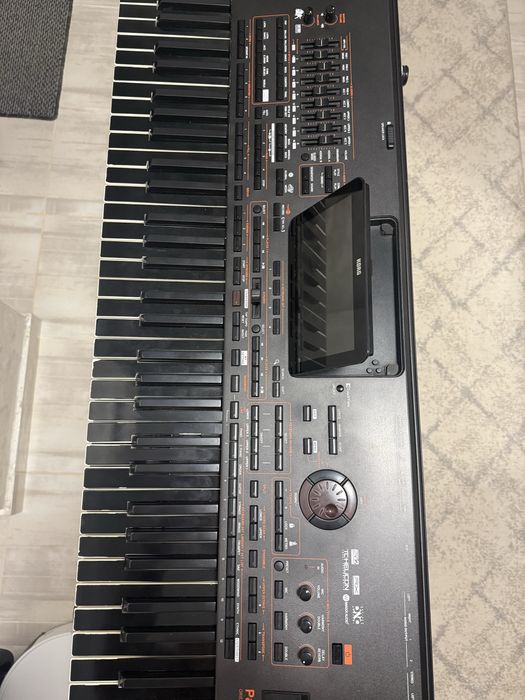 Korg pa 4x oriental 76keys
