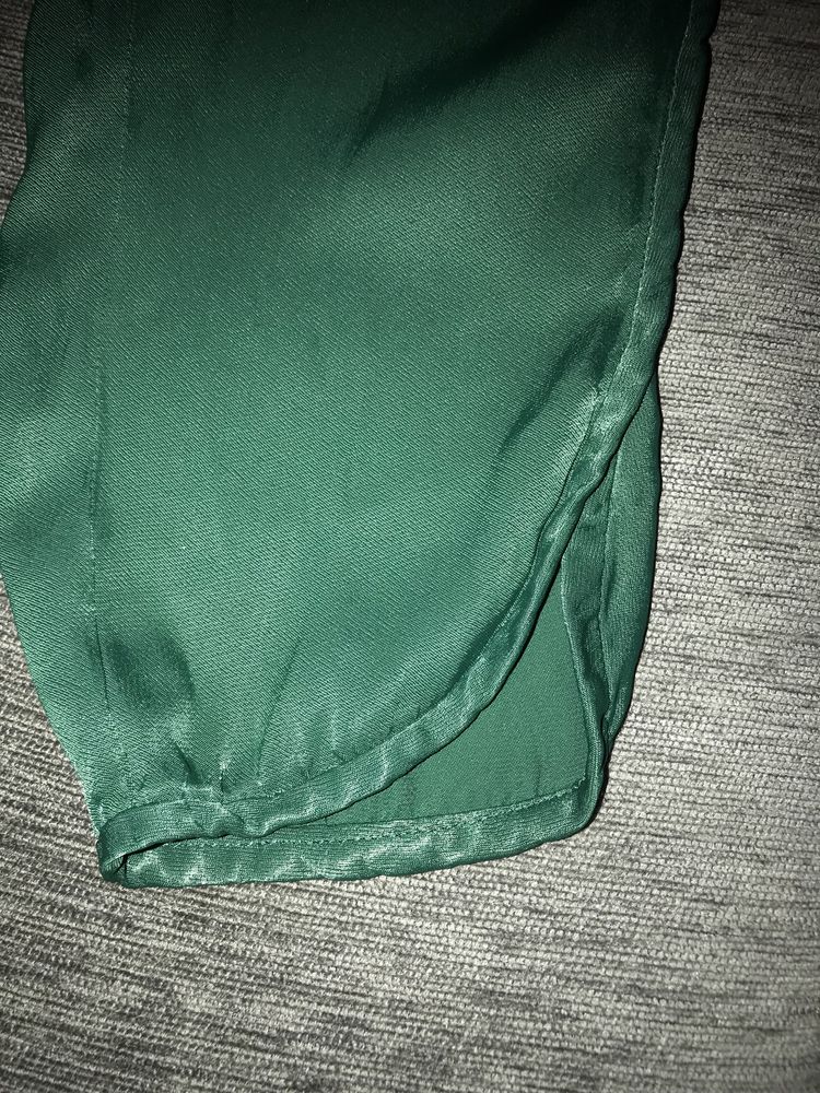 Зелен панталон, сатенен