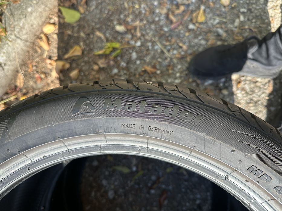 2бр. Летни гуми 245/40 r17