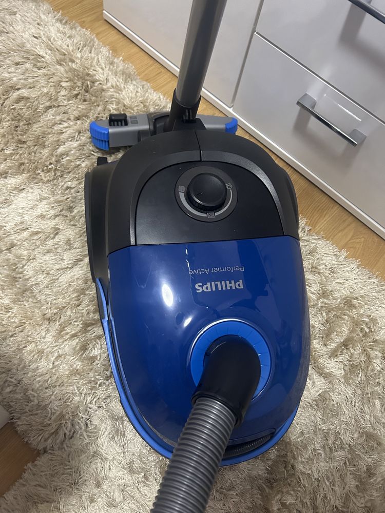 Прахосмукачка Philips в гаранция, нова