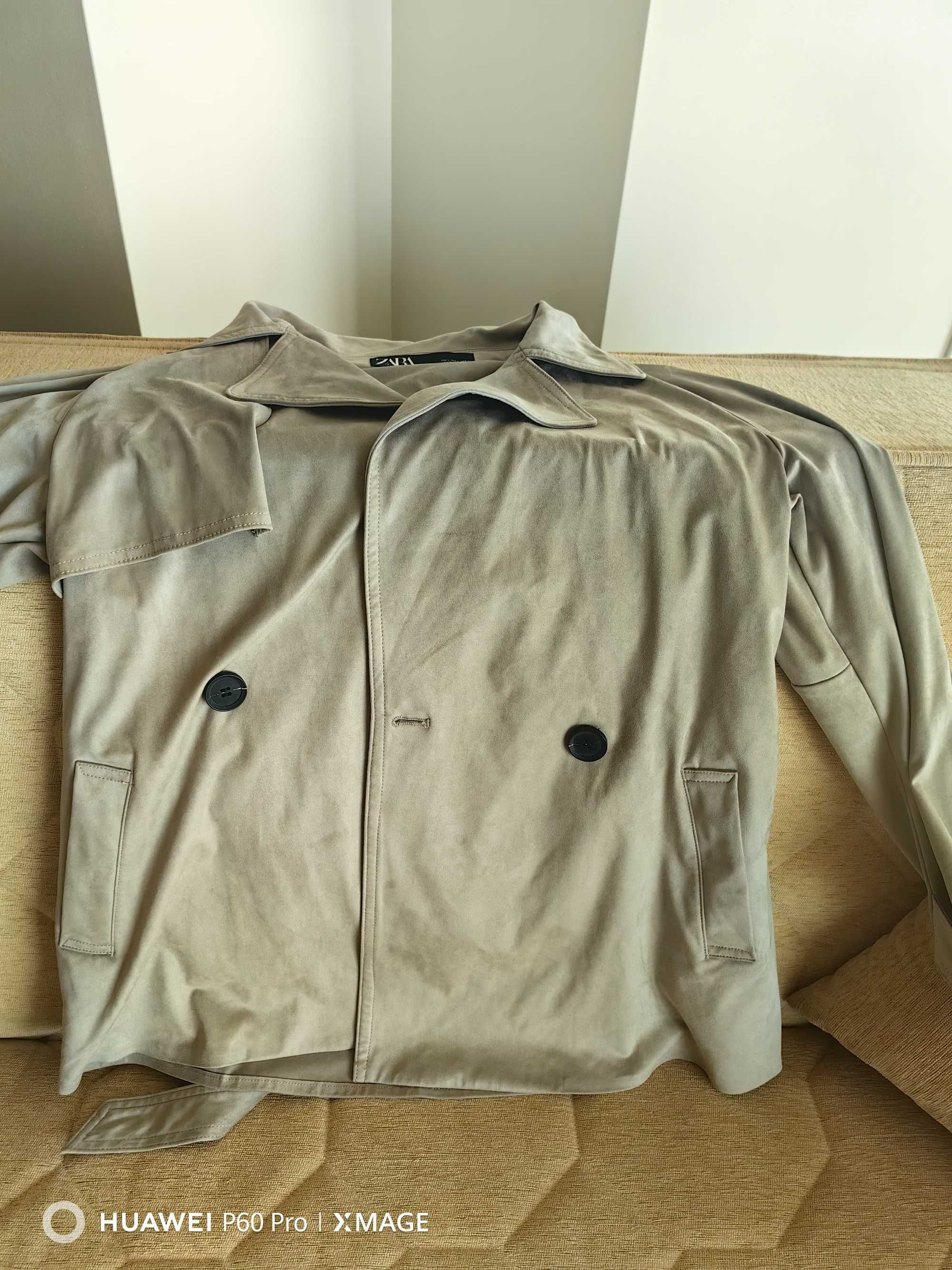 Дамско яке Zara.